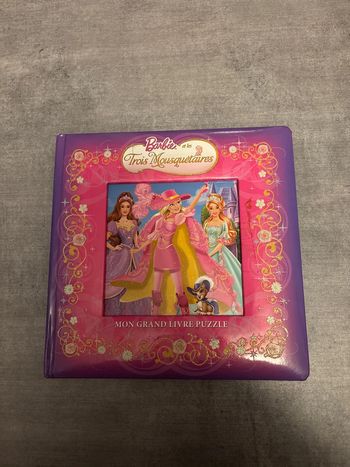 Livre puzzle Barbie et les trois mousquetaires