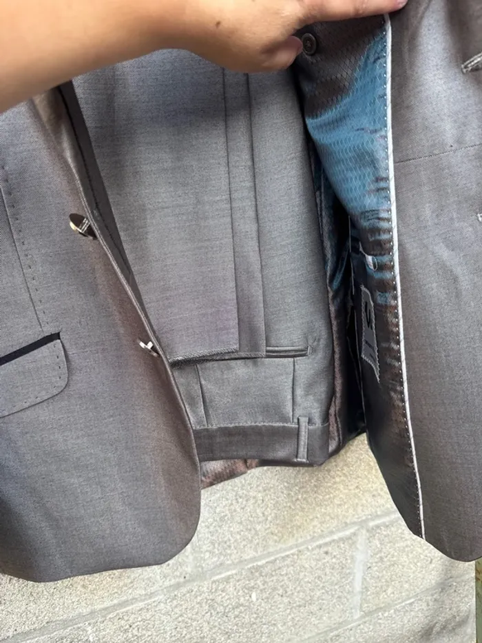 Veste et pantalon de costume homme taille 44 neuf - photo numéro 3