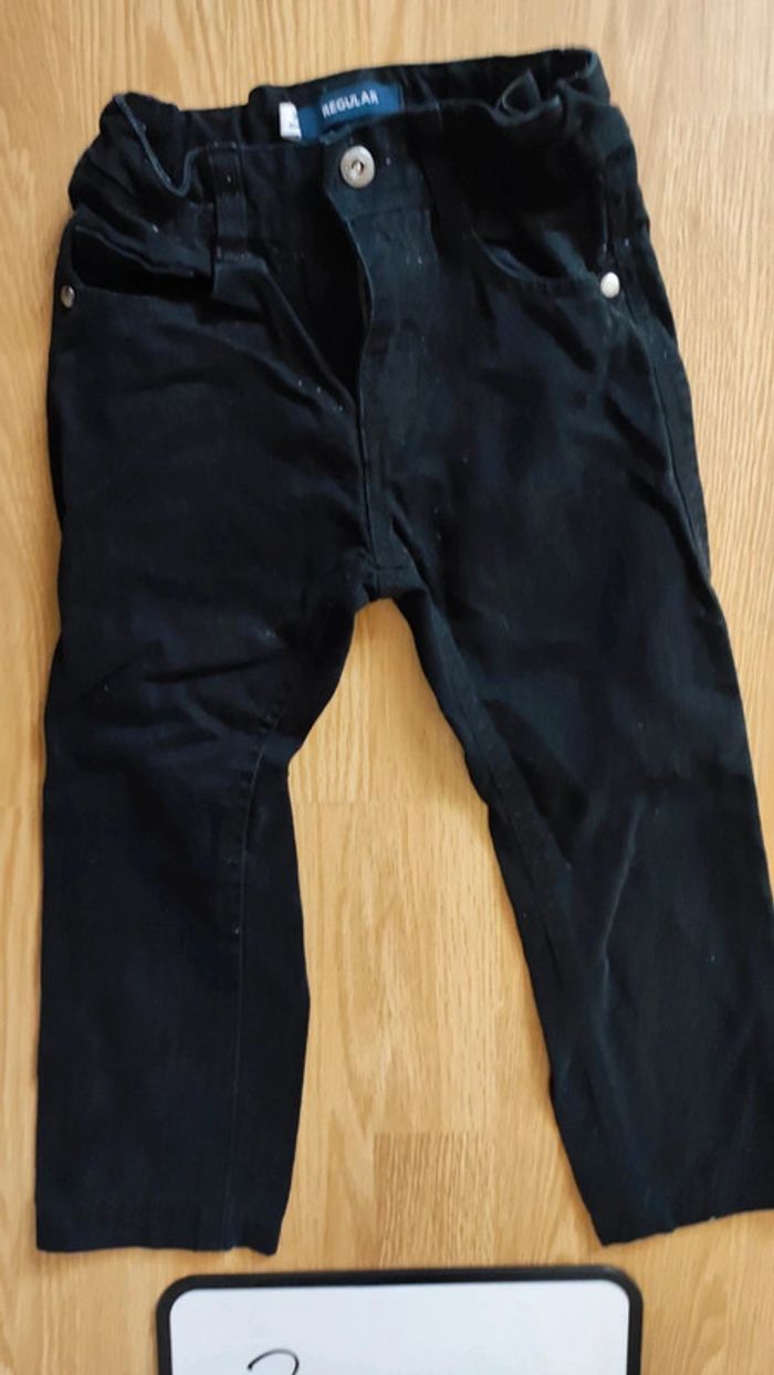 T-shirt et pantalon taille 3 ans - photo numéro 2