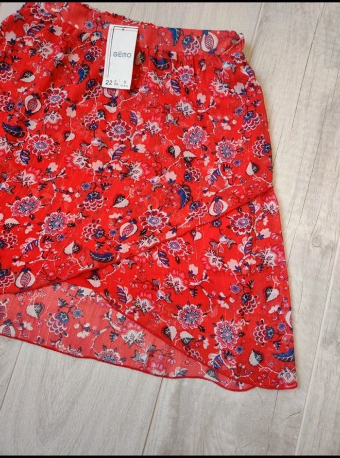 Jupe fleurie - photo numéro 2