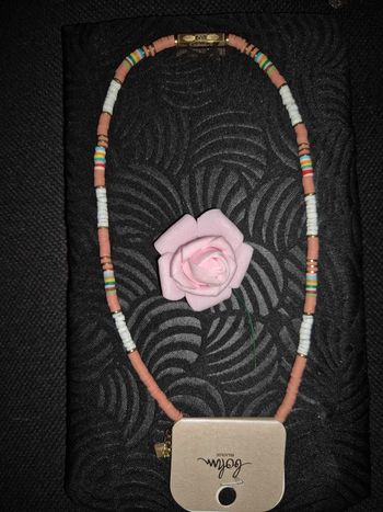 Collier surf Shera bohm