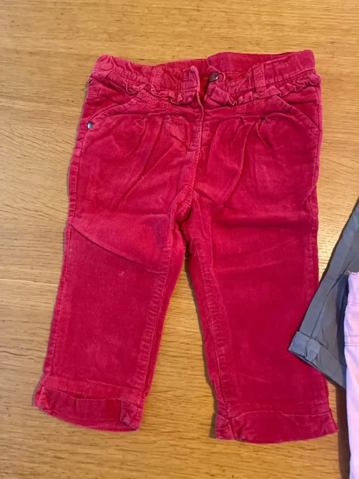 3 pantalons fille 9 mois - photo numéro 3