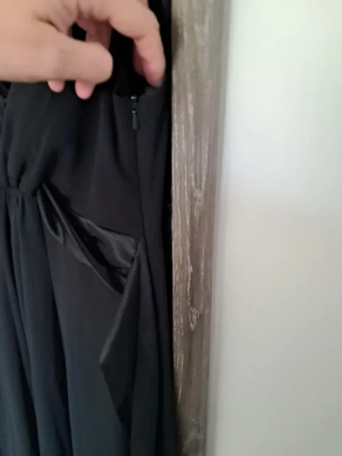 Robe cocktail noire - photo numéro 3