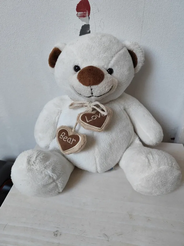 Peluche ourson LOVE 24 cm
