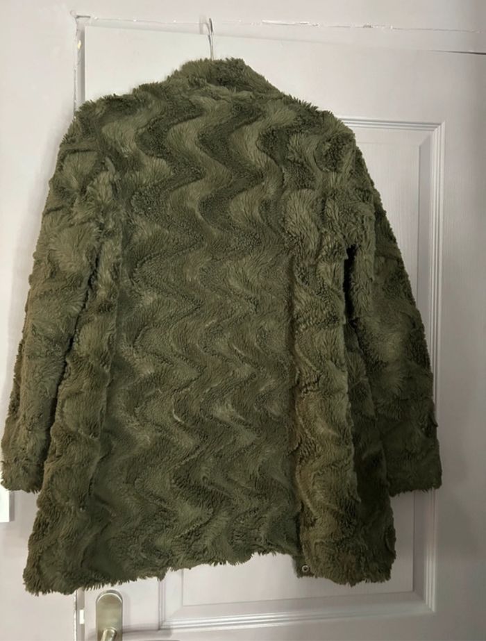 Manteau fausse fourrure - photo numéro 3