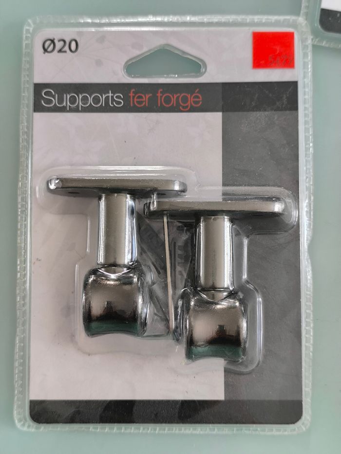 Support de tringle à rideaux - photo numéro 2