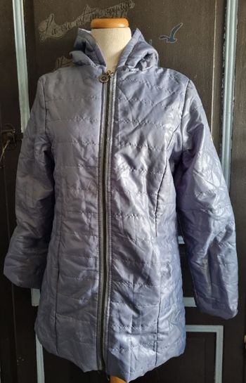 Manteau zippée avec capuche taille S