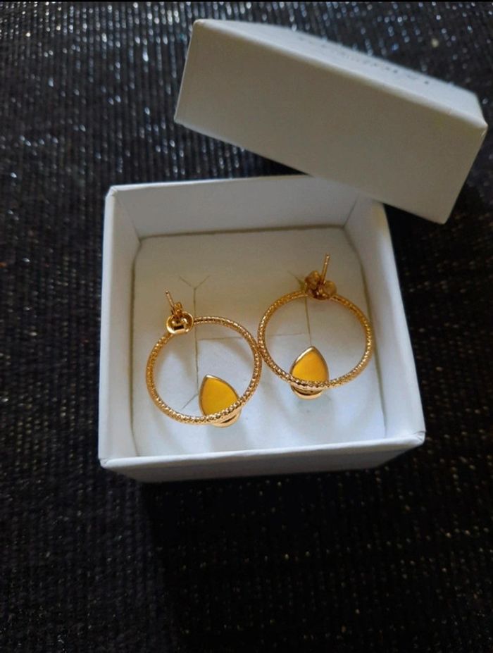 Boucles d'oreilles neuves - photo numéro 2