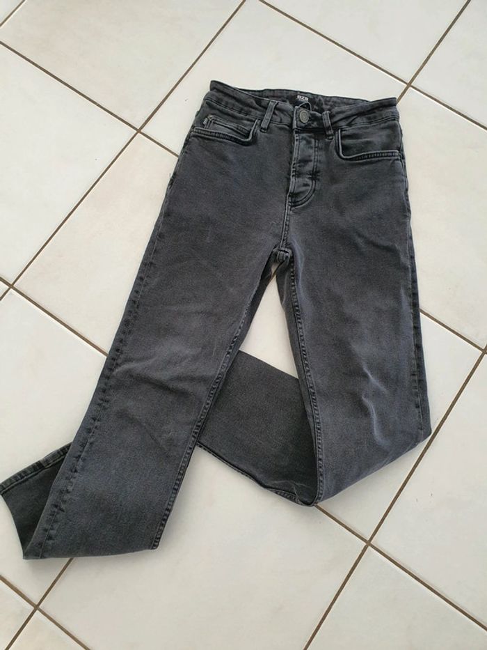 Jean BZB garçon XS taille 34 en très bon état