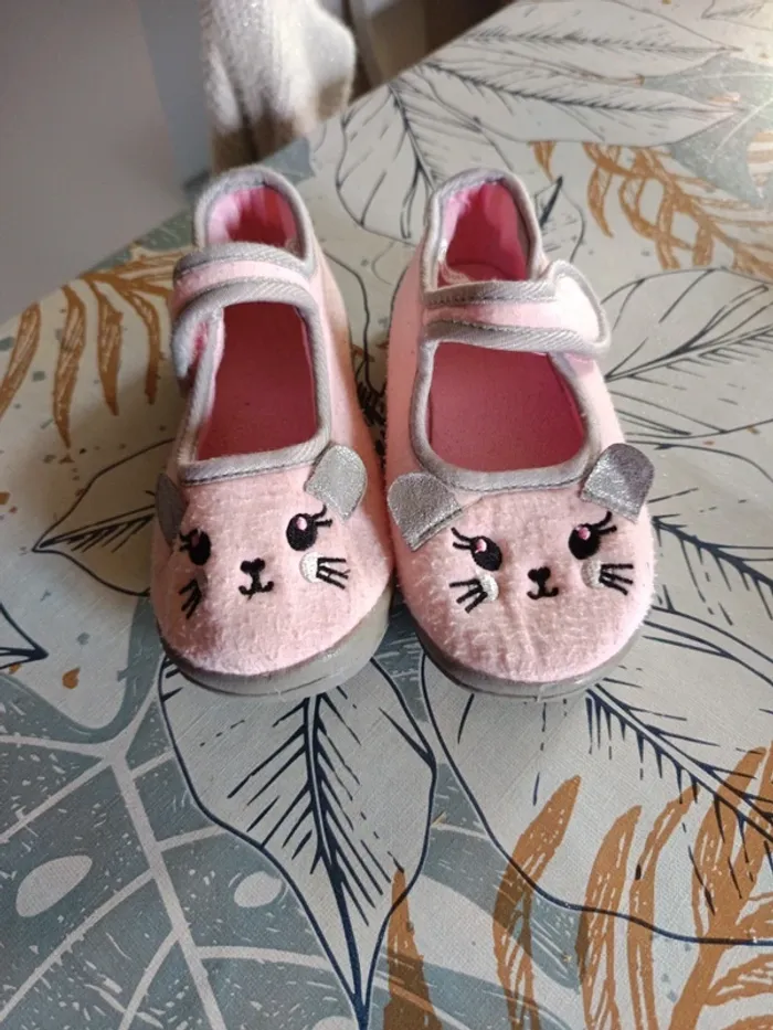 Chaussons souris taille 28 - photo numéro 2