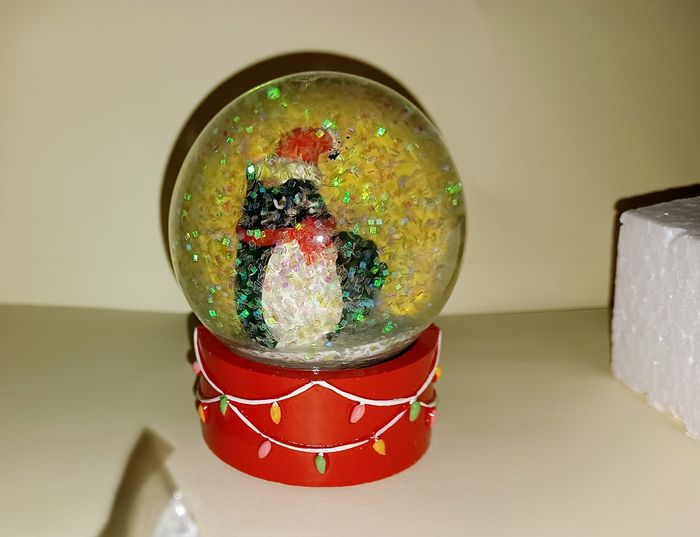 Boule a neige chat de Noël - photo numéro 3