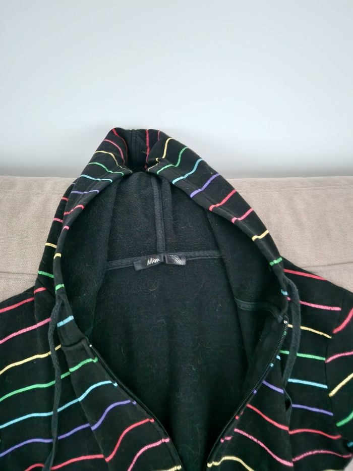 Sweat noir à capuche et rayures colorées Mim - photo numéro 10