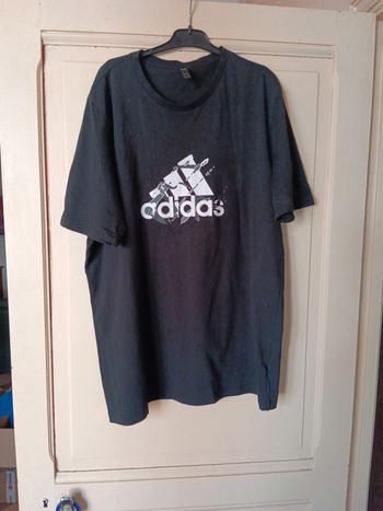 T-shirt Adidas taille L