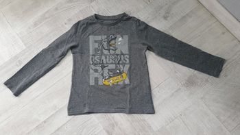 Tee-shirt manches longues Taille 8 ans