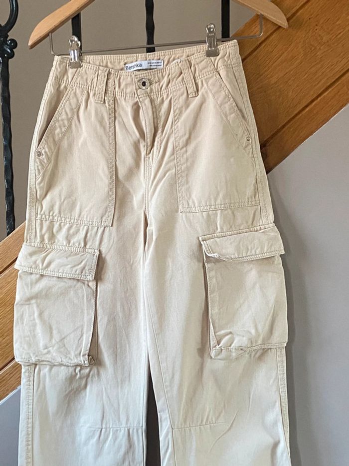 Pantalon cargo Bershka - photo numéro 2