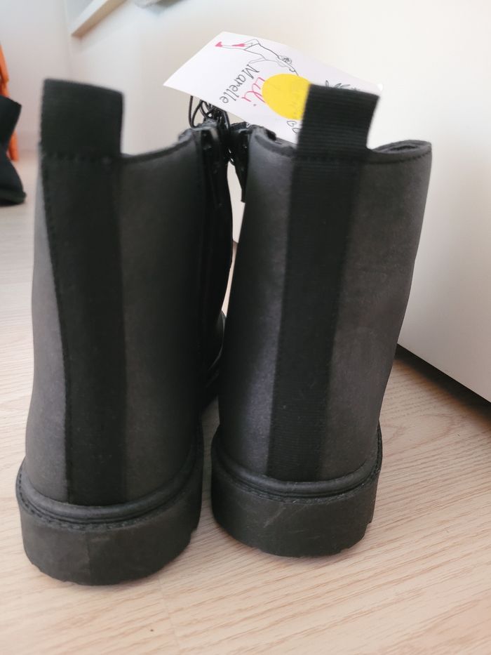 Bottines neuves - photo numéro 2