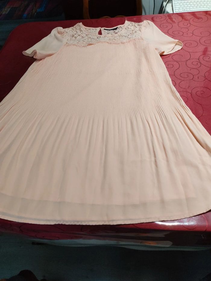 Robe à dentelle
