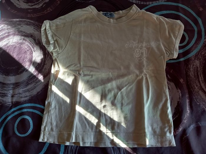 Tee-shirts