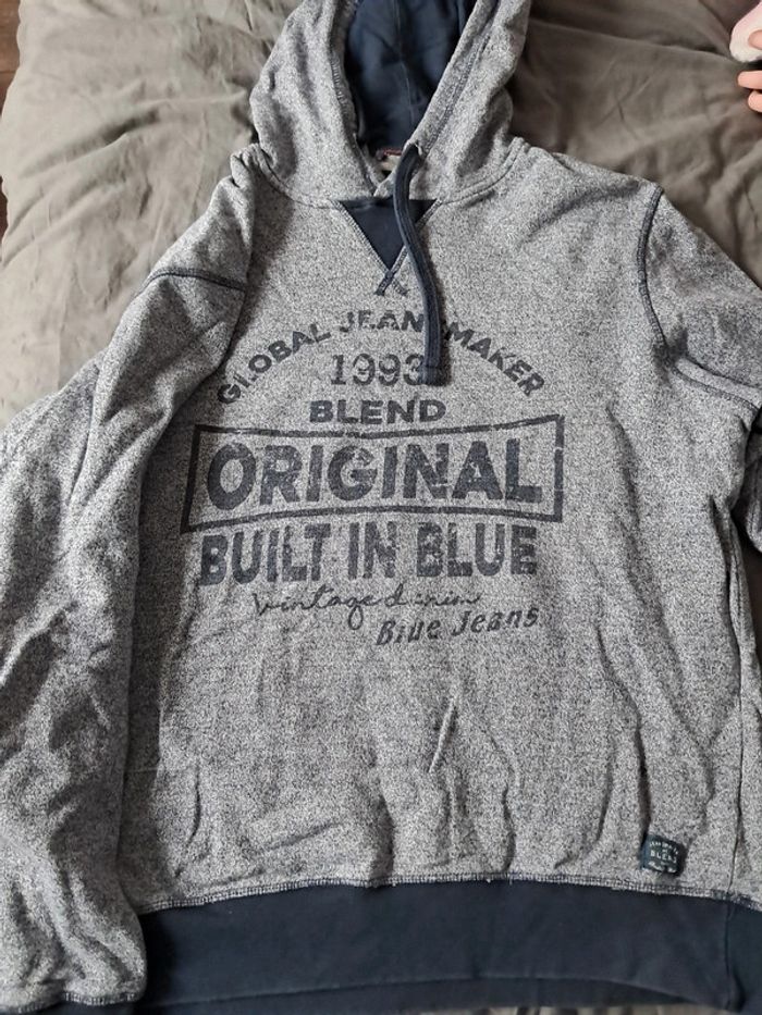 Pull à capuche
