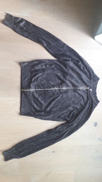 Gilet noir a paillettes