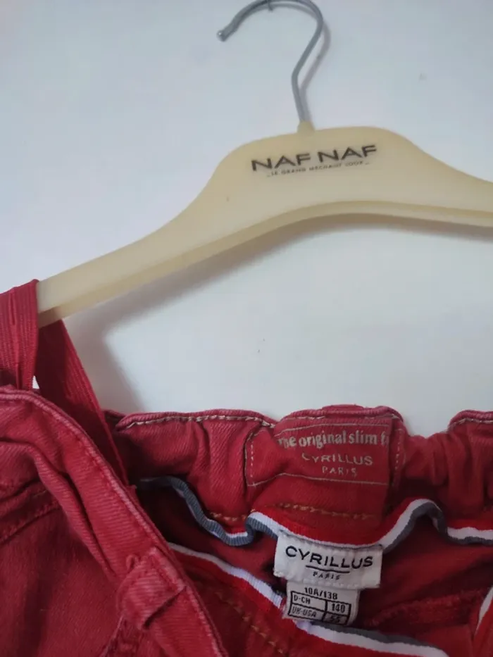 Cyrillus jeans rouge bordeaux taille 10 ans - photo numéro 2