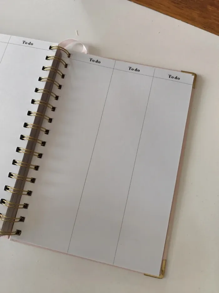 Carnet agenda planner sans date jamais servi - photo numéro 7