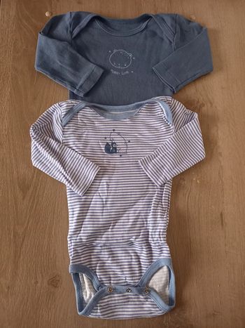 Lot de 2 bodys ML 9 mois