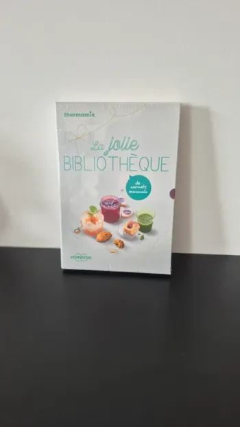 La jolie bibliothèque Thermomix neuf