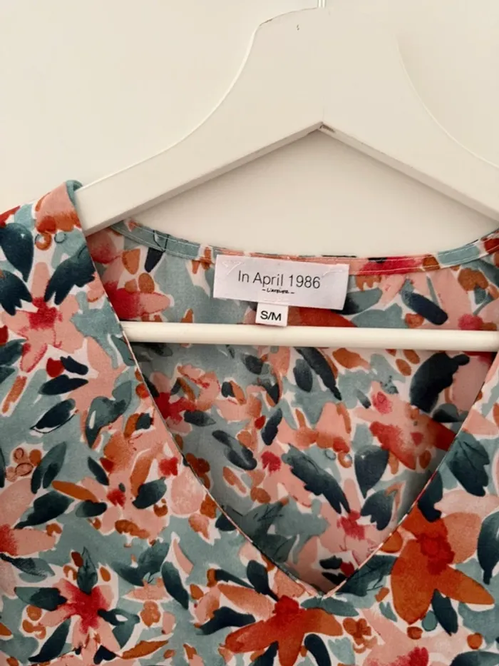 Superbe blouse fluide fleurie neuve in april 1986 S M 36 38 - photo numéro 7