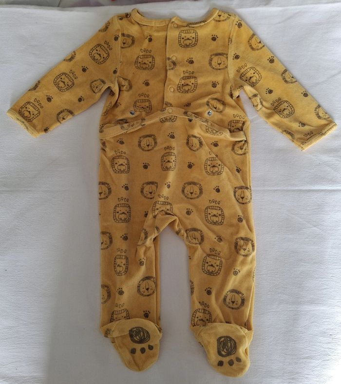 Dors-bien/pyjama bébé 9mois - photo numéro 3