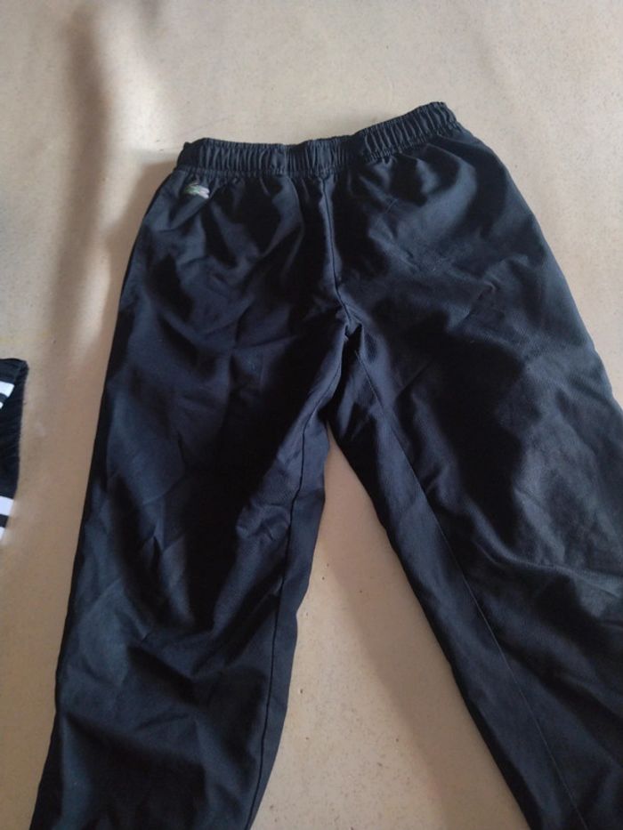 Jogging Lacoste véritable. Taille 4 ans.( 104 cm ) - photo numéro 8