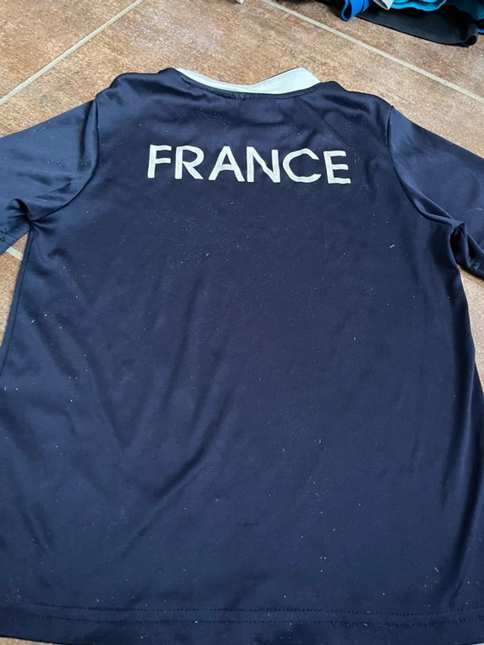 Teeshirt équipe de France 🇫🇷 8 ans - photo numéro 5