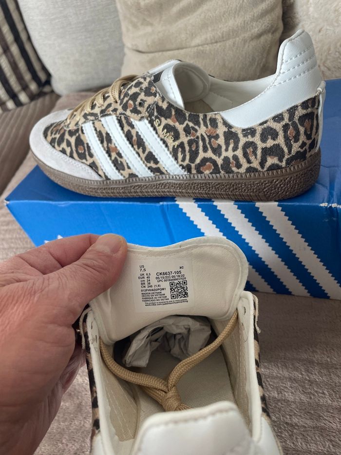 Basket Adidas Leopard, taille 40. - photo numéro 5