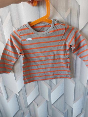 tee shirt gris et orange