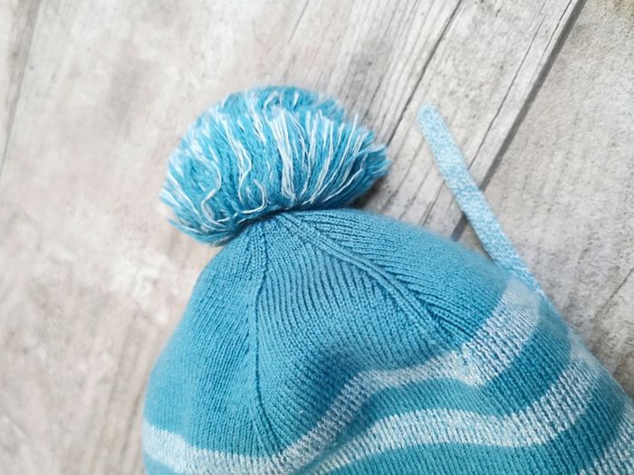 🌺OBAIBI très jolie bonnet 6mois 44cm bleu gris chaud ponpom bébé - photo numéro 6