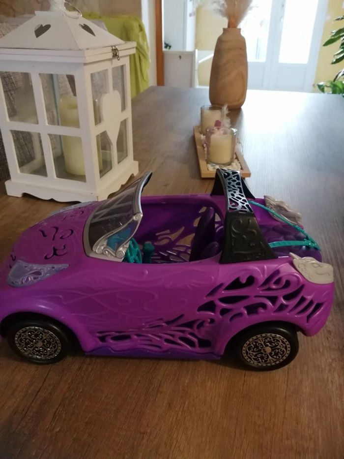 Voiture monster high - photo numéro 3