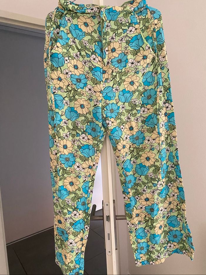 Pantalon imprimé fleurs - photo numéro 8