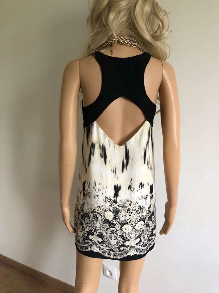 Robe noire et écrue sans manches Silence Noise taille XS jamais portée - photo numéro 5