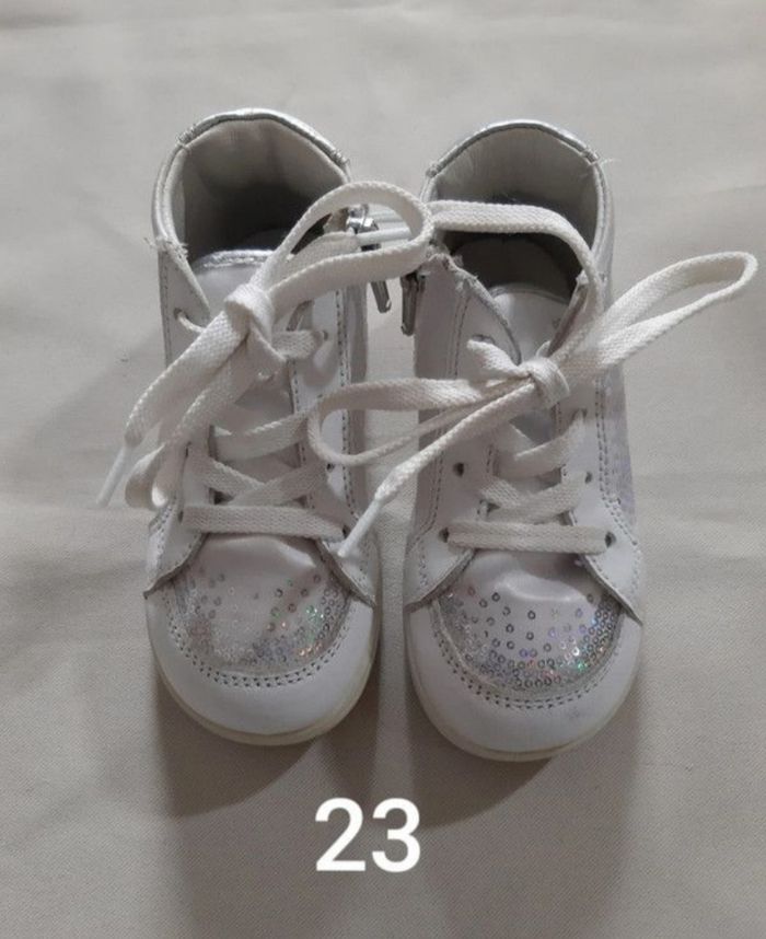 Baskets montantes blanches et argentées fille - cuir - Primigi - pointure 23