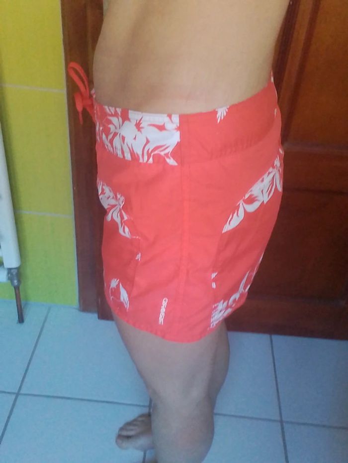 Short de bain femme rouge et blanc Tribord - photo numéro 4