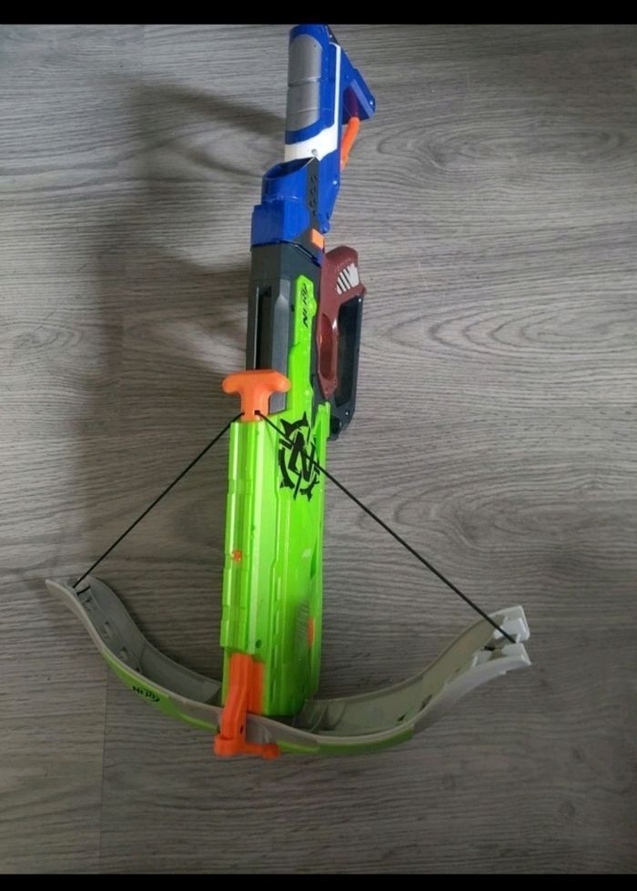 Arbalète nerf strike zombie - photo numéro 3