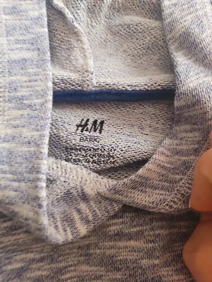 Sweat à capuche H&M - photo numéro 2