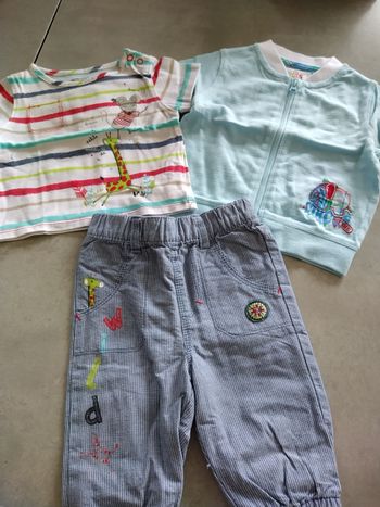 Ensemble la compagnie des  petits