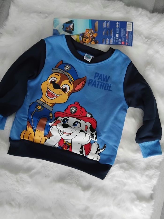 Sweat paw patrol, neuf avec étiquettes, 5 ans
