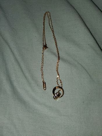 Collier couleur doré