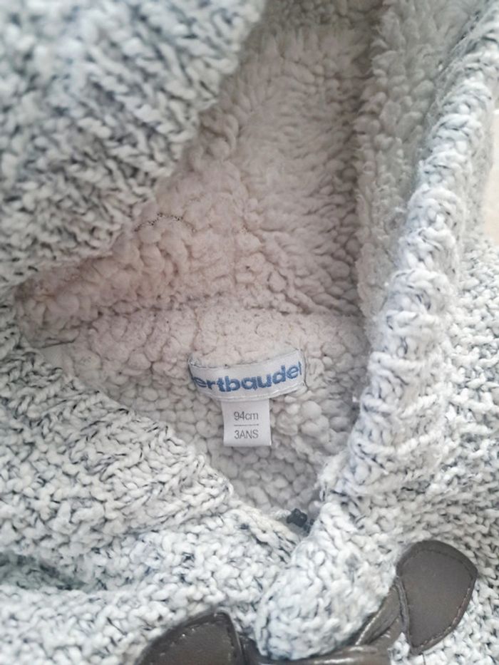 Gilet beige à capuche doublé sherpa 3 ans Vertbaudet en TBE - photo numéro 2