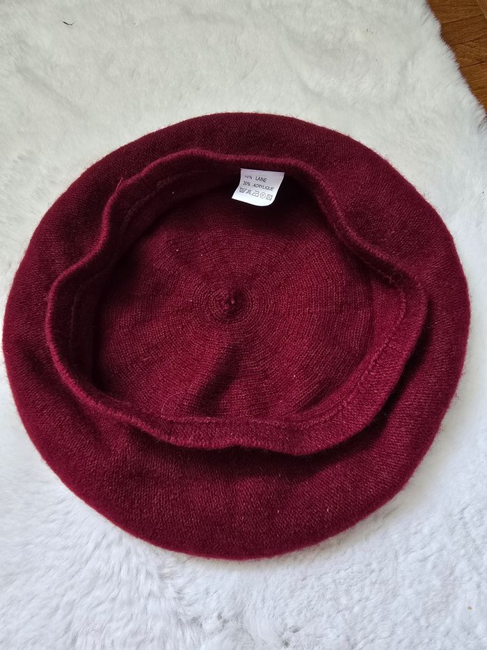 Beret bordeaux - photo numéro 2