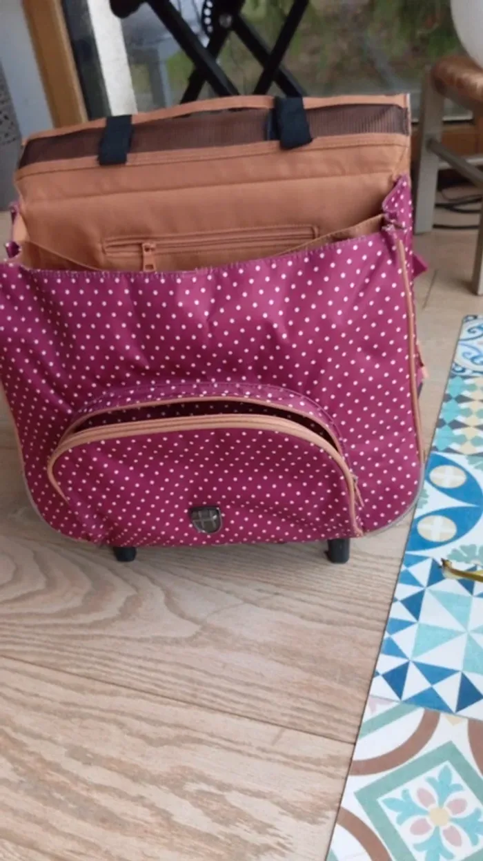 Cartable Tanns à roulettes - photo numéro 3