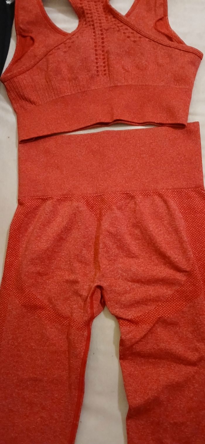 Tenue de sport femme - photo numéro 6