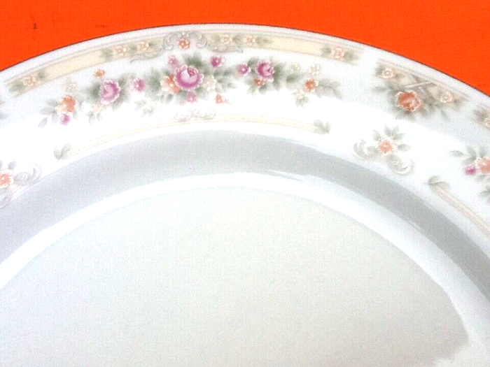 5 grandes assiettes Porcelaine à décor floral - photo numéro 2